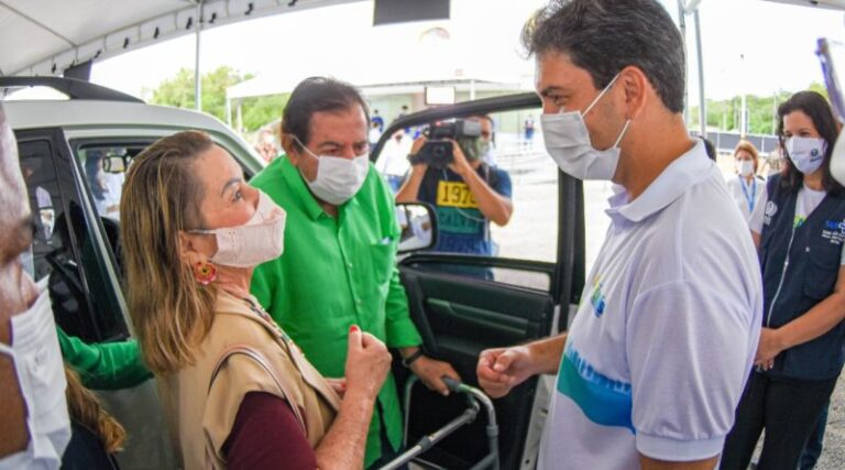 Em artigo, defensora pública aponta que vacinação contra a Covid-19 em São Luís privilegia os mais ricos