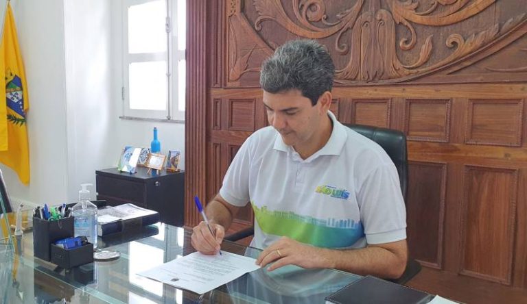 Cartão Alimentação Escolar anunciado por Braide pega de surpresa equipe da Secretaria de Educação