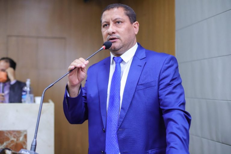“Corda só quebra do lado mais fraco”, diz Marquinhos sobre prisão de rodoviários