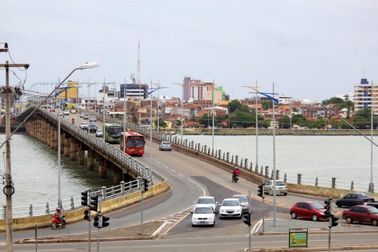 Vereadores pedem serviços de manutenção na ponte do São Francisco