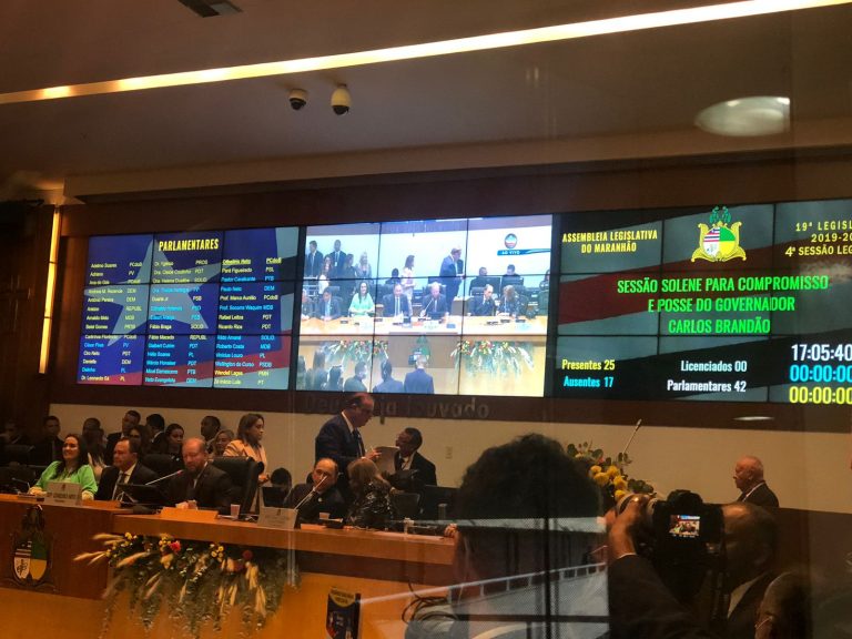 Dezessete dos 42 deputados não participam da posse de Brandão na Assembleia