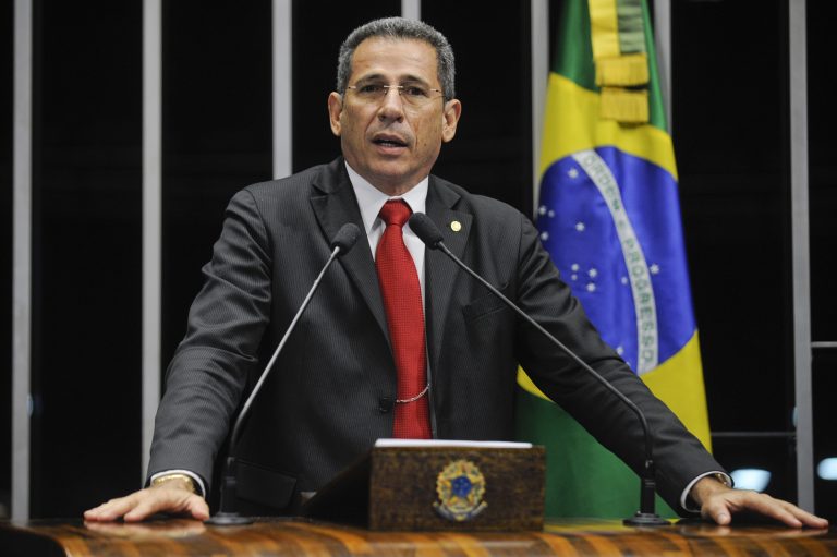 Preto de alma branca? Deputado maranhense ‘muda de cor’ depois das eleições