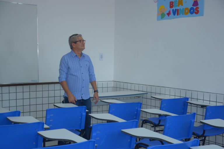 Valorizando professores e alunos, Eudes Barros é consagrado como o prefeito da Educação na Raposa