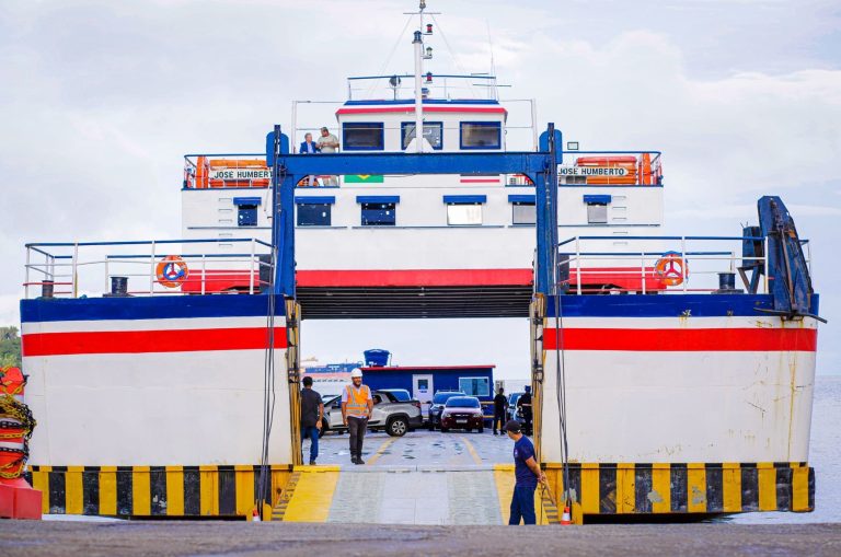 Exclusivo: Com registro vencido, ferry José Humberto não pode navegar