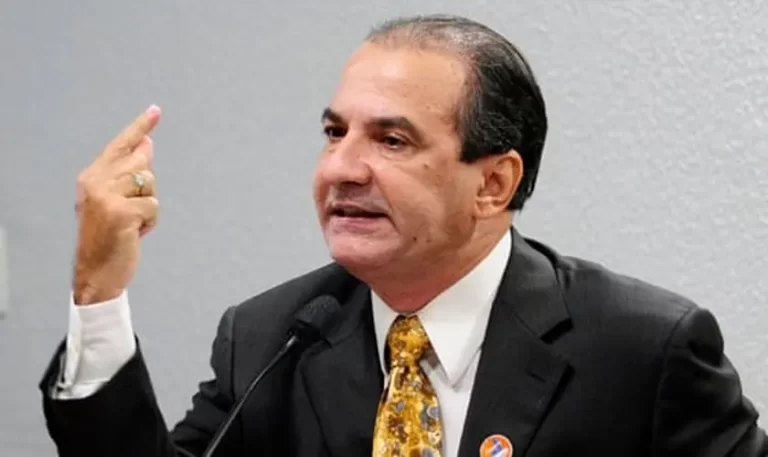 Silas Malafaia cita Eliziane Gama ao criticar senadores evangélicos favoráveis à reforma tributária