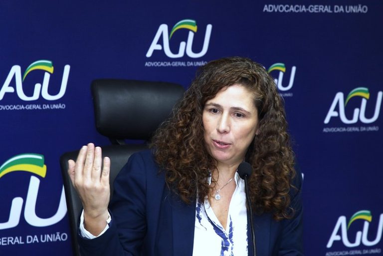 Governo adia ‘Enem dos Concursos’, mas ainda não tem nova data para provas