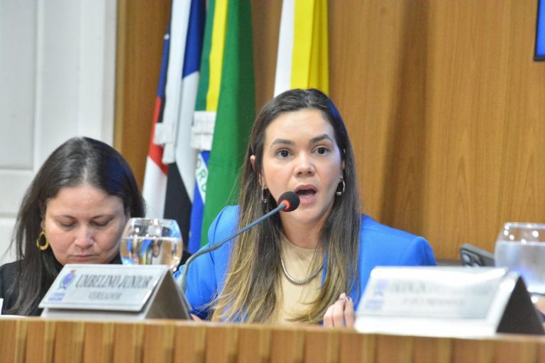 Após faltar em 2º depoimento, secretária de Saúde é esperada na CPI dos Contratos