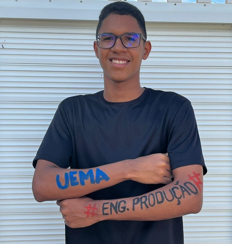 Curso pré-vestibular ajuda alunos ribamarenses a ter bom desempenho no Enem