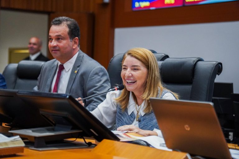 Em resposta a Othelino, Iracema pede para afastar ‘querelas’ do interesse do povo