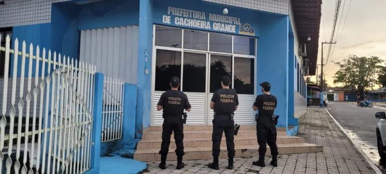 Ex-secretário preso por posse ilegal de munição é solto