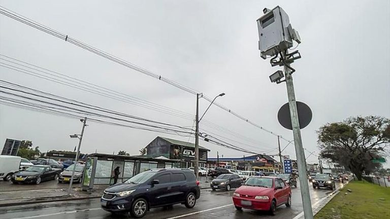 Vereadora quer radar para punir mais que velocidade