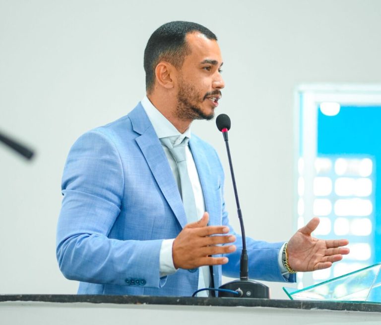 Vereador requer informações sobre seletivos de 2021 a 2025