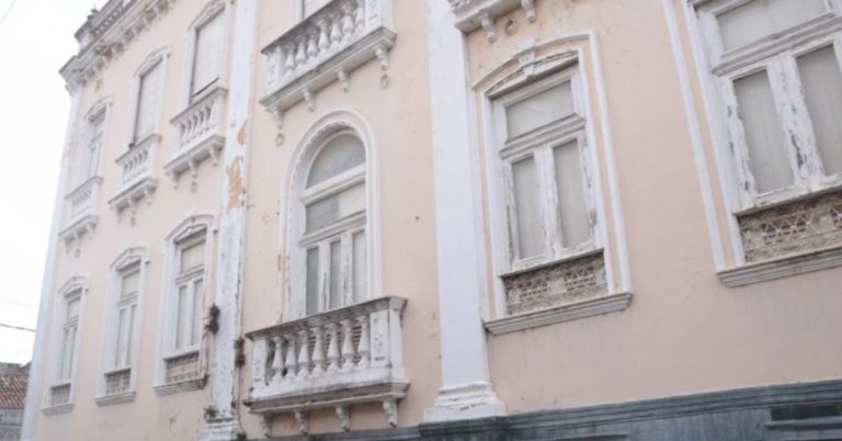 Justiça condena Prefeitura de São Luís a restaurar casarão