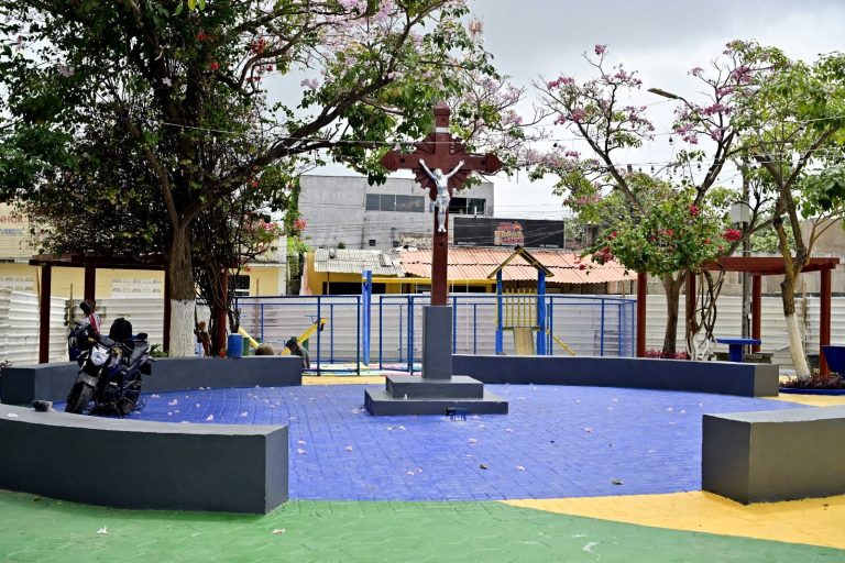 Nova Praça do Cruzeiro é entregue em São José de Ribamar