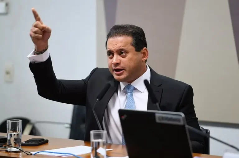 PF vê planilha ligando Weverton à fraude do INSS